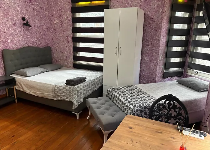 Taksim Cinar * Istanbul